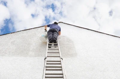 Peinture extérieure au Brugeron — façades et ravalement
