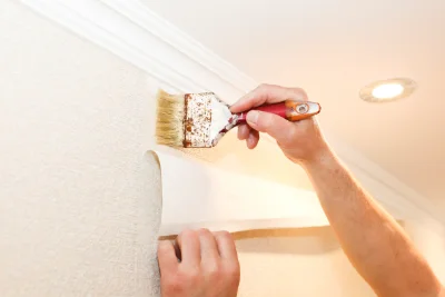 Pose de papier peint au Brugeron — revêtements muraux et toiles de verre